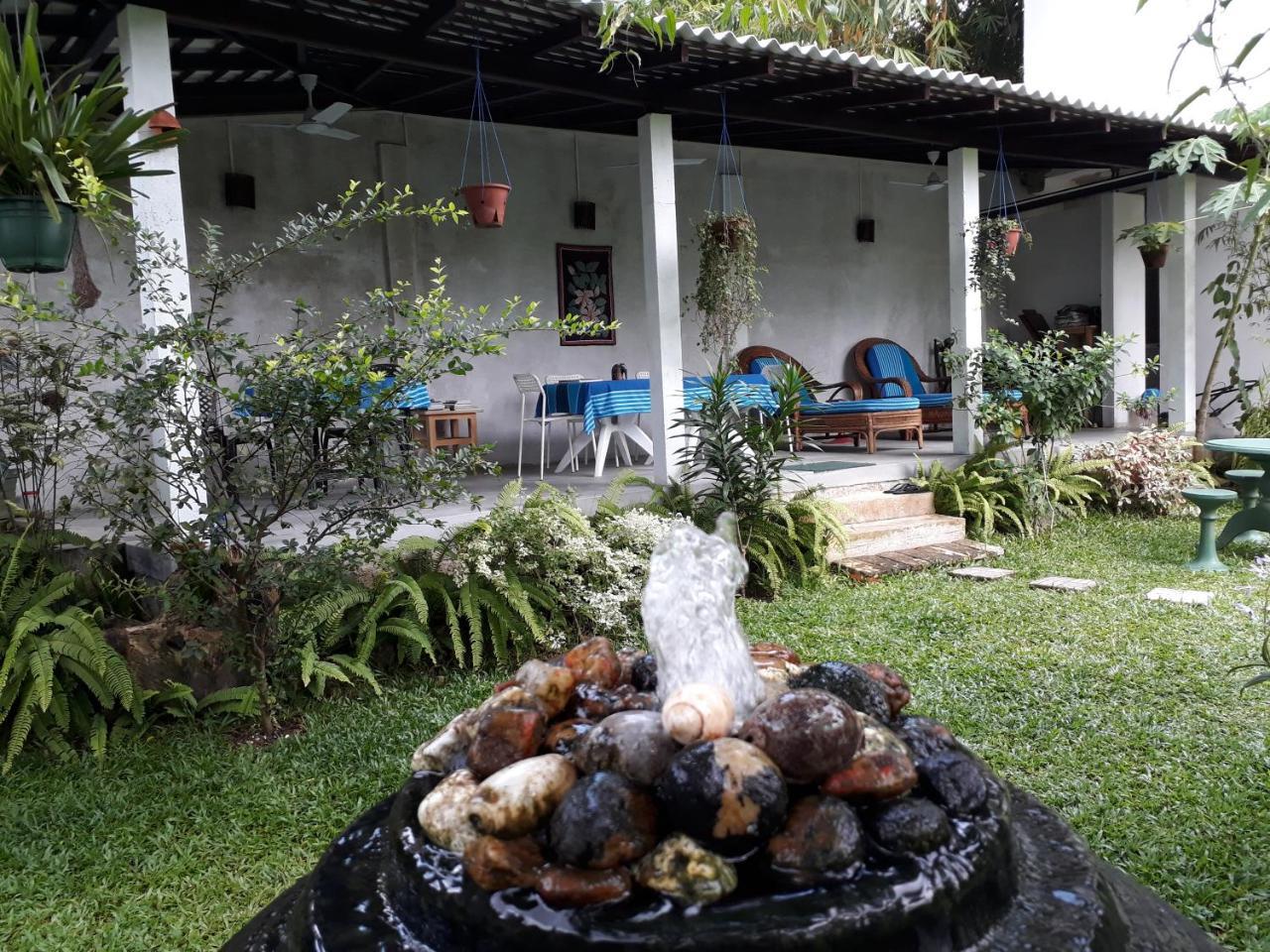 Villa Olga Unawatuna Exterior foto